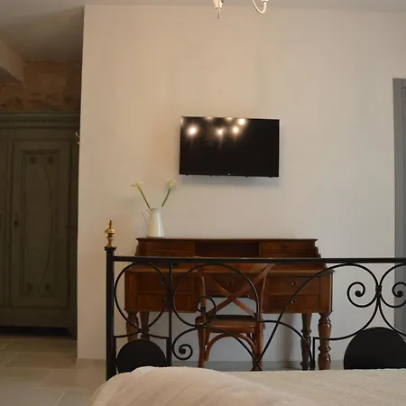 Casa Anaceta Bed & Breakfast Villalago