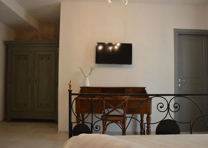 Casa Anaceta Bed & Breakfast Villalago